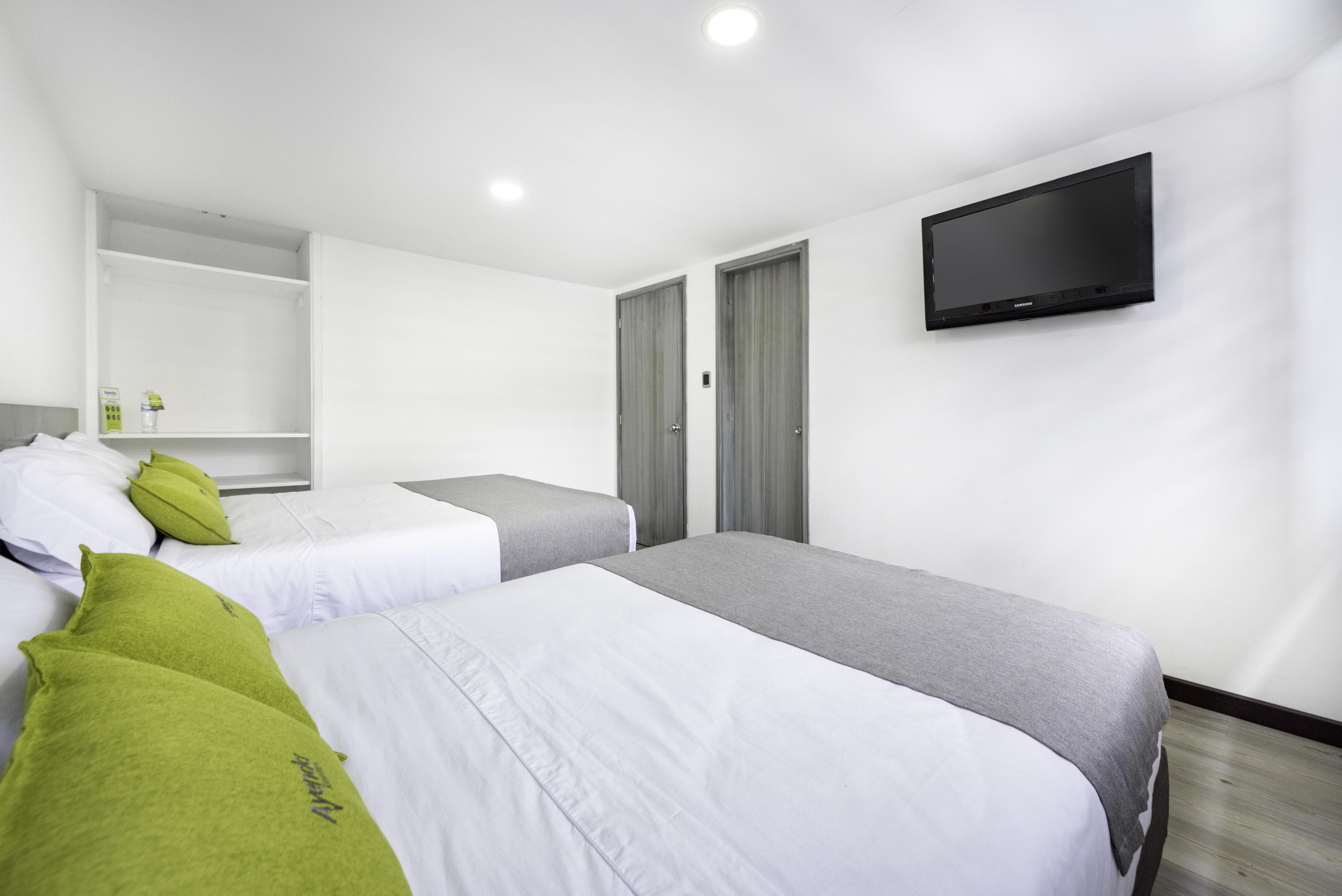 Ayenda 1024 Agora Inn Hotel Богота Экстерьер фото
